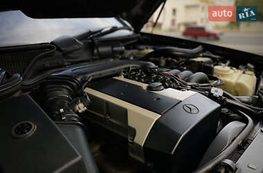 Седан Mercedes-Benz E-Class 1995 в 