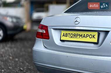 Седан Mercedes-Benz E-Class 2011 в 