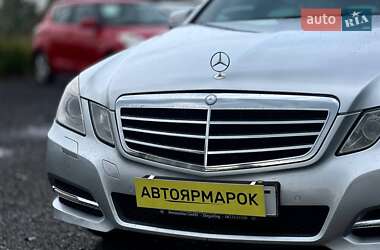 Седан Mercedes-Benz E-Class 2011 в 