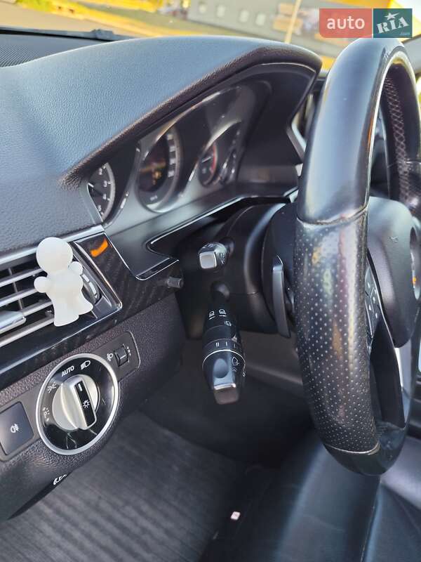 Универсал Mercedes-Benz E-Class 2012 в Тячеве