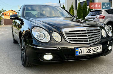 Седан Mercedes-Benz E-Class 2008 в 