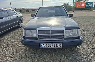Седан Mercedes-Benz E-Class 1992 в Первомайске