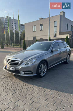 Универсал Mercedes-Benz E-Class 2011 в Луцке