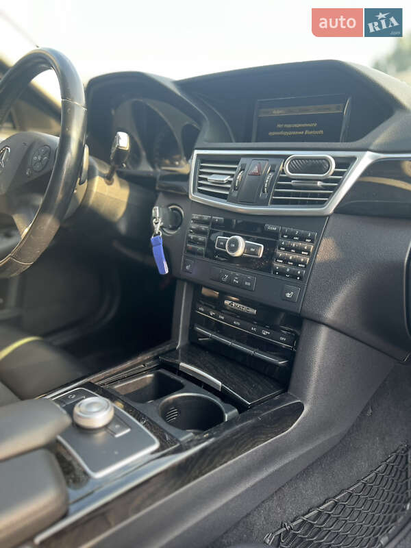 Универсал Mercedes-Benz E-Class 2011 в Луцке