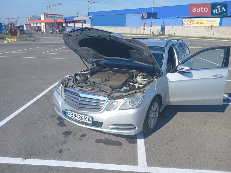 Универсал Mercedes-Benz E-Class 2012 в Виннице