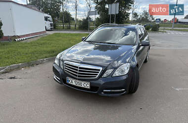 Универсал Mercedes-Benz E-Class 2011 в Киеве