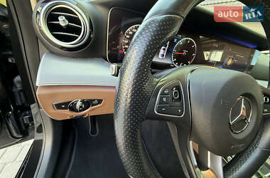 Седан Mercedes-Benz E-Class 2017 в 