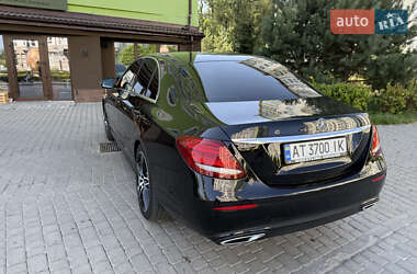 Седан Mercedes-Benz E-Class 2017 в 