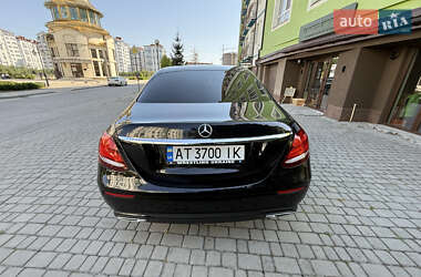 Седан Mercedes-Benz E-Class 2017 в 