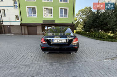 Седан Mercedes-Benz E-Class 2017 в 
