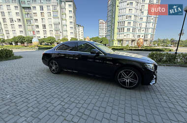 Седан Mercedes-Benz E-Class 2017 в 