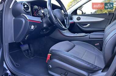 Седан Mercedes-Benz E-Class 2021 в 