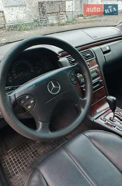 Универсал Mercedes-Benz E-Class 2002 в 