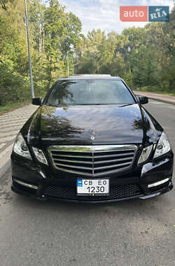 Седан Mercedes-Benz E-Class 2012 в Чернигове