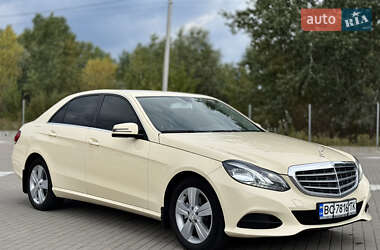 Седан Mercedes-Benz E-Class 2015 в 