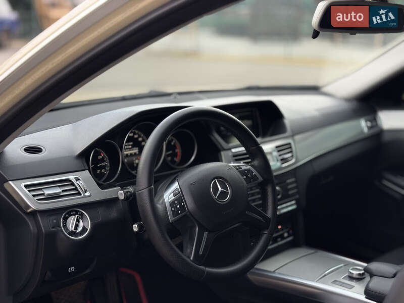 Седан Mercedes-Benz E-Class 2015 в Сумах