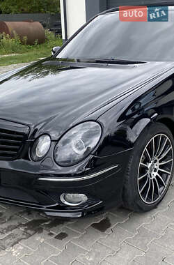 Седан Mercedes-Benz E-Class 2002 в 