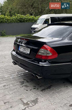 Седан Mercedes-Benz E-Class 2002 в 
