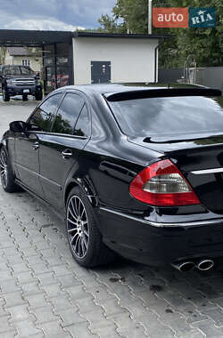 Седан Mercedes-Benz E-Class 2002 в 