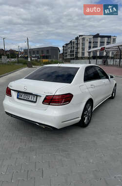 Седан Mercedes-Benz E-Class 2015 в 