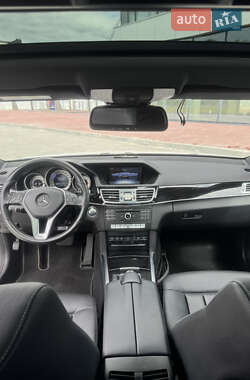 Седан Mercedes-Benz E-Class 2015 в 