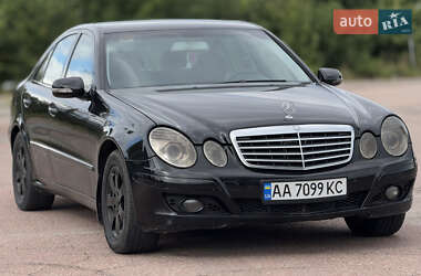 Седан Mercedes-Benz E-Class 2008 в 