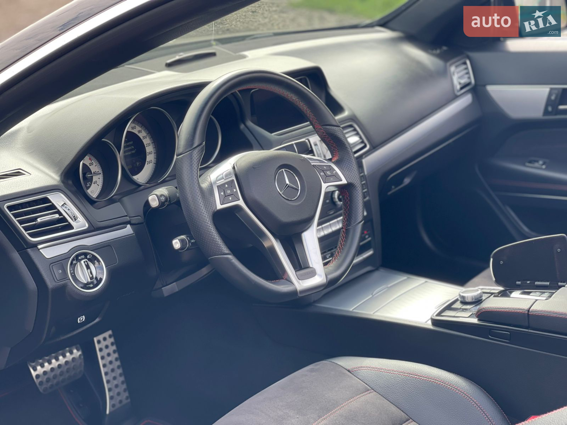 2015 Mercedes-Benz E-klasse - мініатюра 32