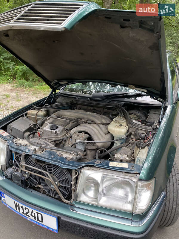 Универсал Mercedes-Benz E-Class 1995 в Попельне