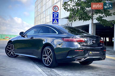 Купе Mercedes-Benz E-Class 2021 в 
