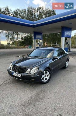 Седан Mercedes-Benz E-Class 2004 в Ромнах