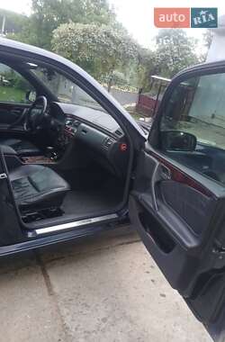 Седан Mercedes-Benz E-Class 2000 в 