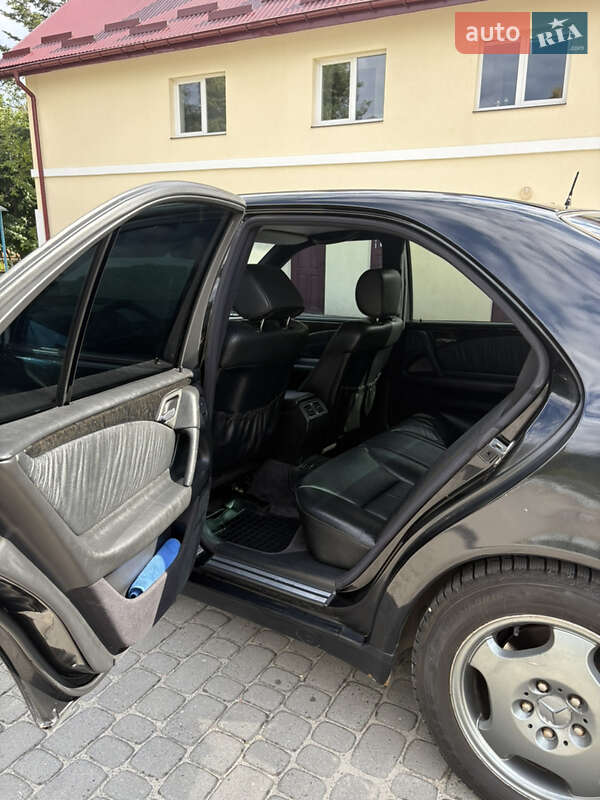 Седан Mercedes-Benz E-Class 1997 в Львові