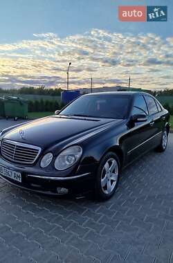 Седан Mercedes-Benz E-Class 2004 в Виннице