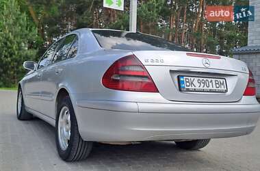 Седан Mercedes-Benz E-Class 2004 в 