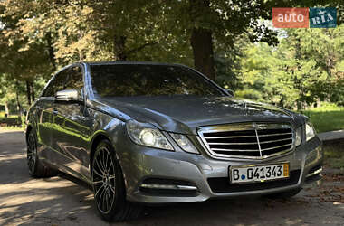 Седан Mercedes-Benz E-Class 2011 в Тернополі