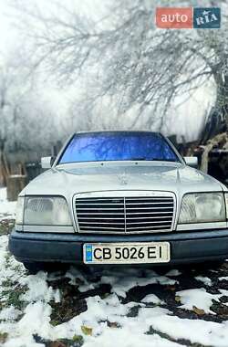Седан Mercedes-Benz E-Class 1995 в Чернигове