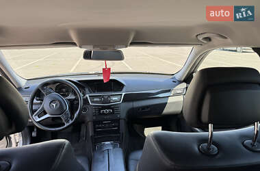 Седан Mercedes-Benz E-Class 2012 в 