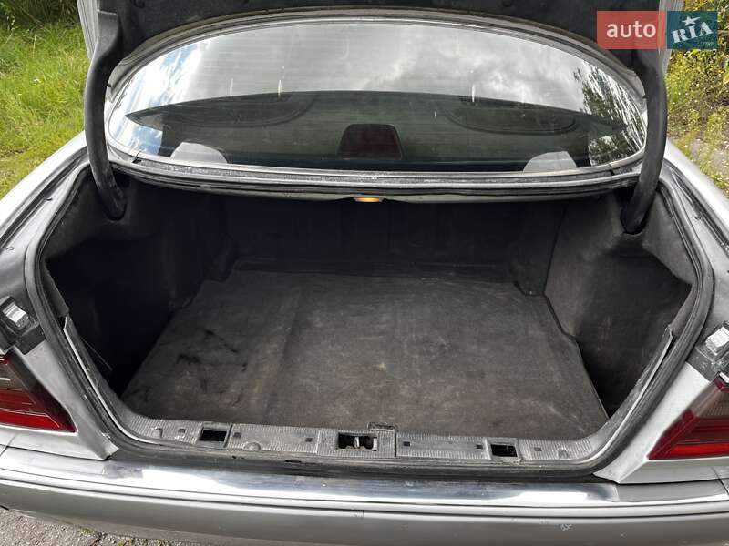 Седан Mercedes-Benz E-Class 1997 в Вінниці