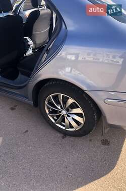 Седан Mercedes-Benz E-Class 2005 в 