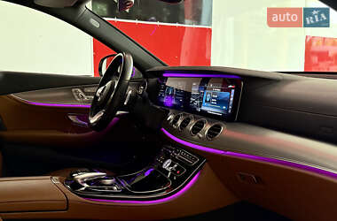Седан Mercedes-Benz E-Class 2018 в 