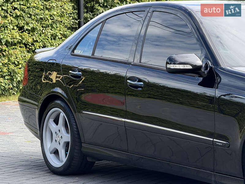 Седан Mercedes-Benz E-Class 2006 в Луцке