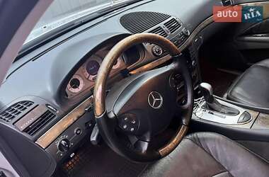 Седан Mercedes-Benz E-Class 2003 в 