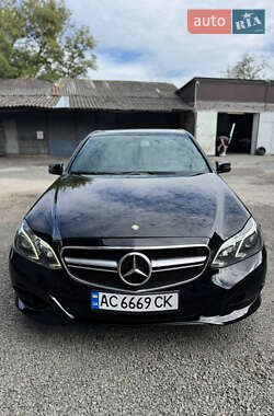 Седан Mercedes-Benz E-Class 2010 в 