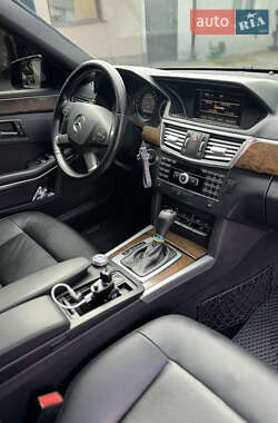 Седан Mercedes-Benz E-Class 2010 в 