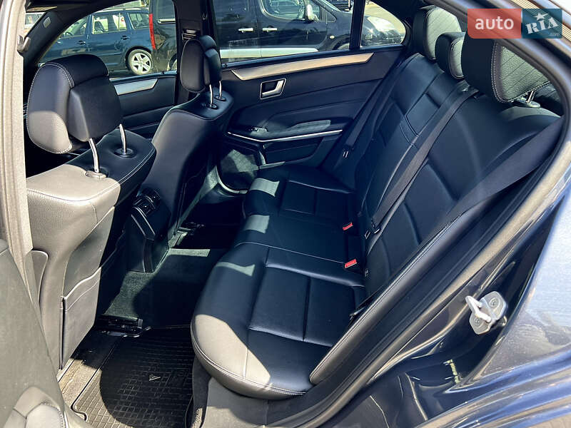 Седан Mercedes-Benz E-Class 2014 в Кривому Розі