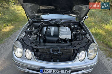 Седан Mercedes-Benz E-Class 2002 в 