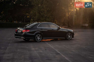 Седан Mercedes-Benz E-Class 2015 в 