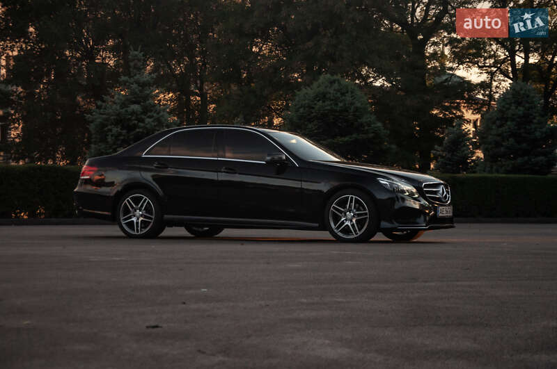 Седан Mercedes-Benz E-Class 2015 в Каменском