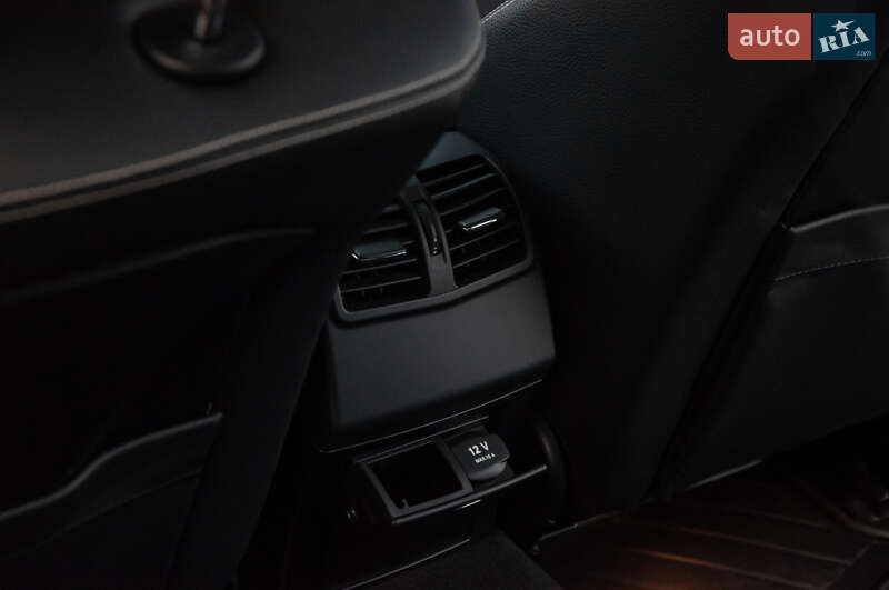 Седан Mercedes-Benz E-Class 2015 в Каменском