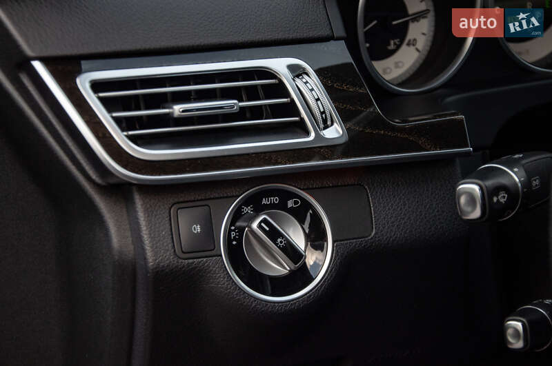 Седан Mercedes-Benz E-Class 2015 в Каменском